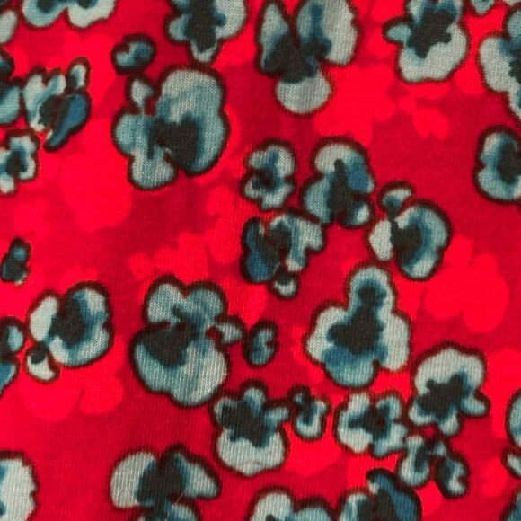 LuLaRoe 3X Randy baseball style 3/4 raglan sleeve nice red print & black - Picture 4 of 8